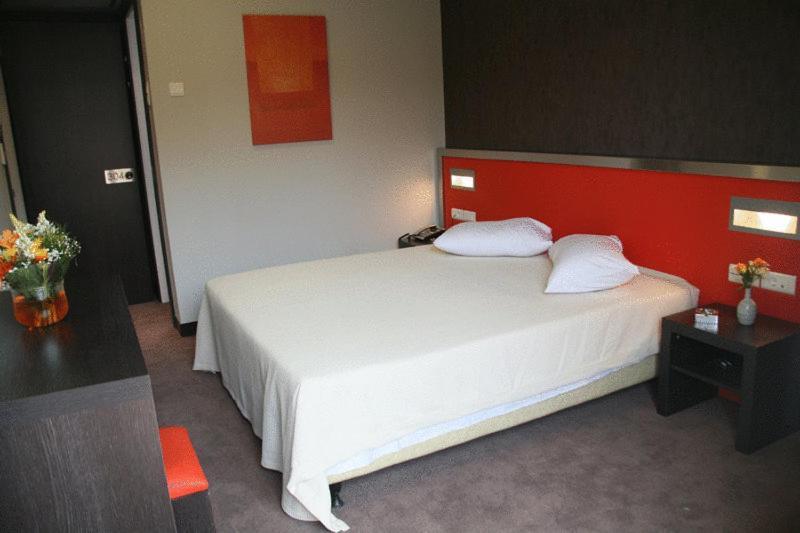 Hotel Des Roses Athens Room photo
